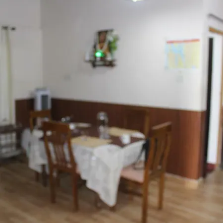 West Wind Homez - Home Stay Kochi Exterior photo
