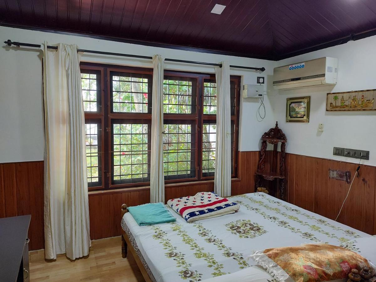 Homestay West Wind Homez - *